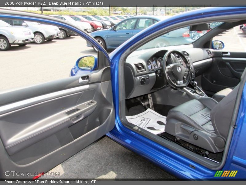 Deep Blue Metallic / Anthracite 2008 Volkswagen R32