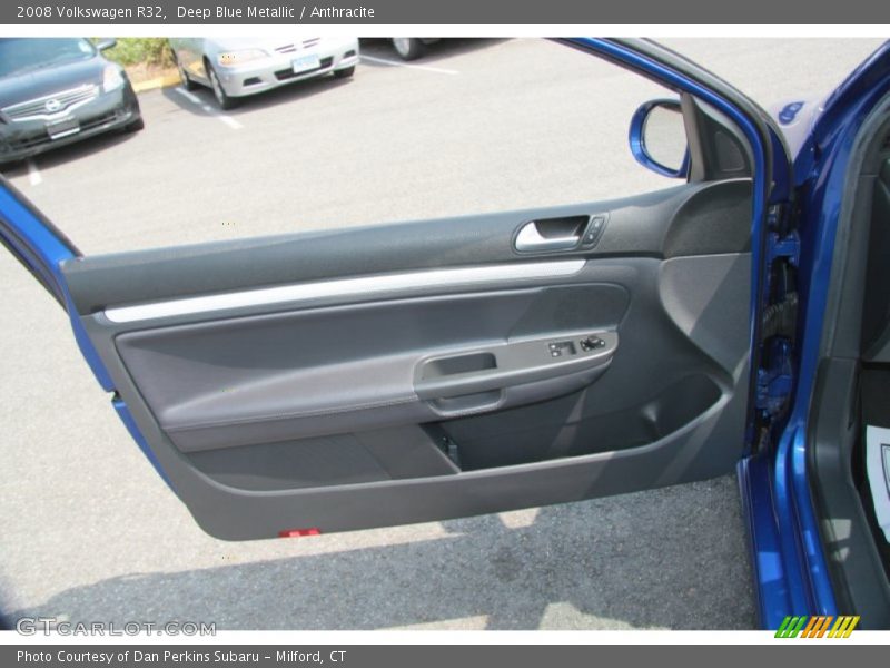 Door Panel of 2008 R32 