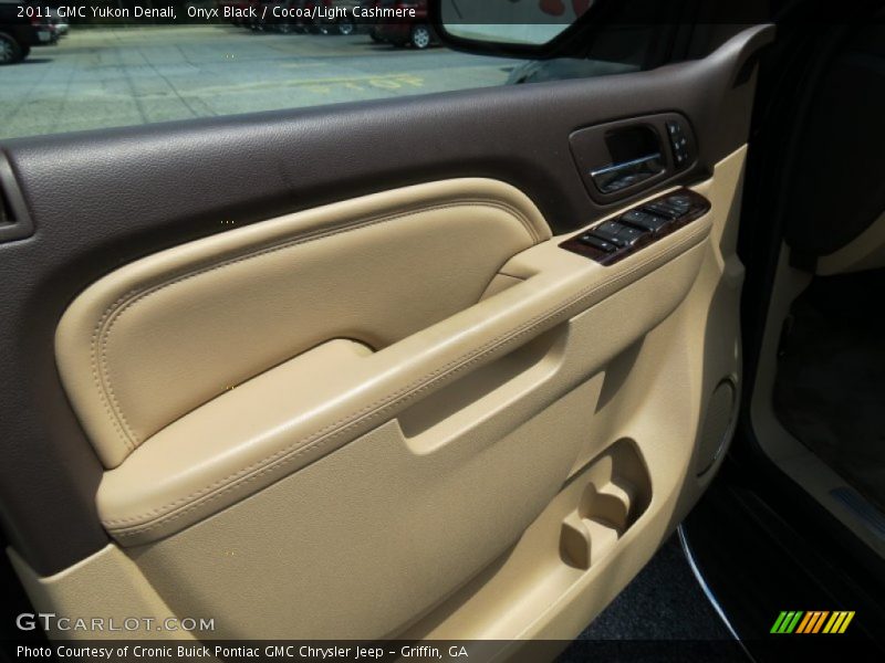 Onyx Black / Cocoa/Light Cashmere 2011 GMC Yukon Denali