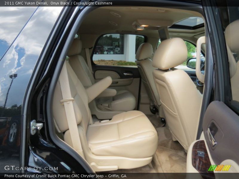 Onyx Black / Cocoa/Light Cashmere 2011 GMC Yukon Denali