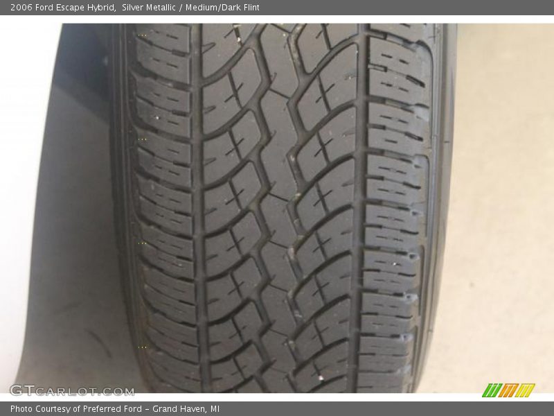 Silver Metallic / Medium/Dark Flint 2006 Ford Escape Hybrid