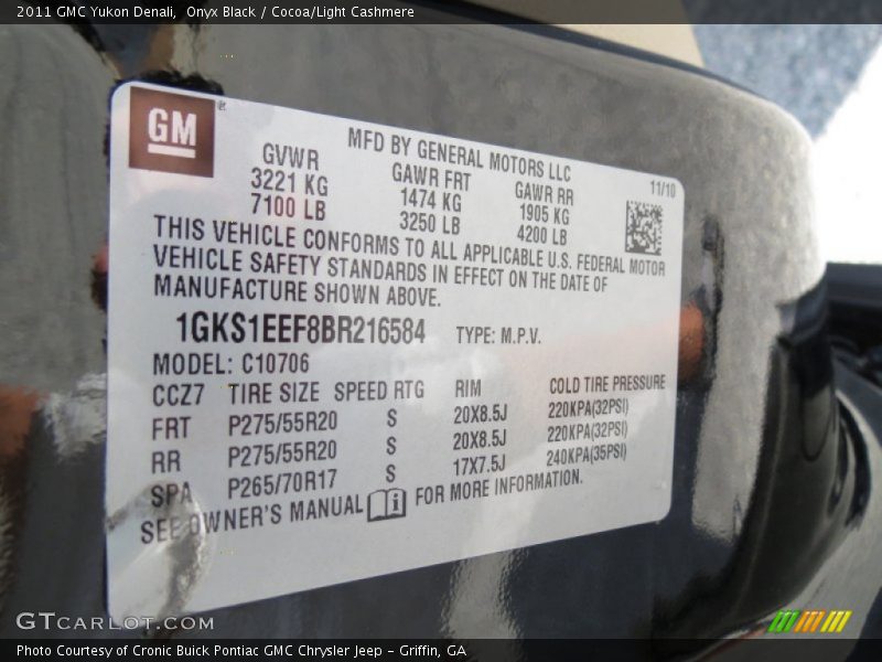Onyx Black / Cocoa/Light Cashmere 2011 GMC Yukon Denali
