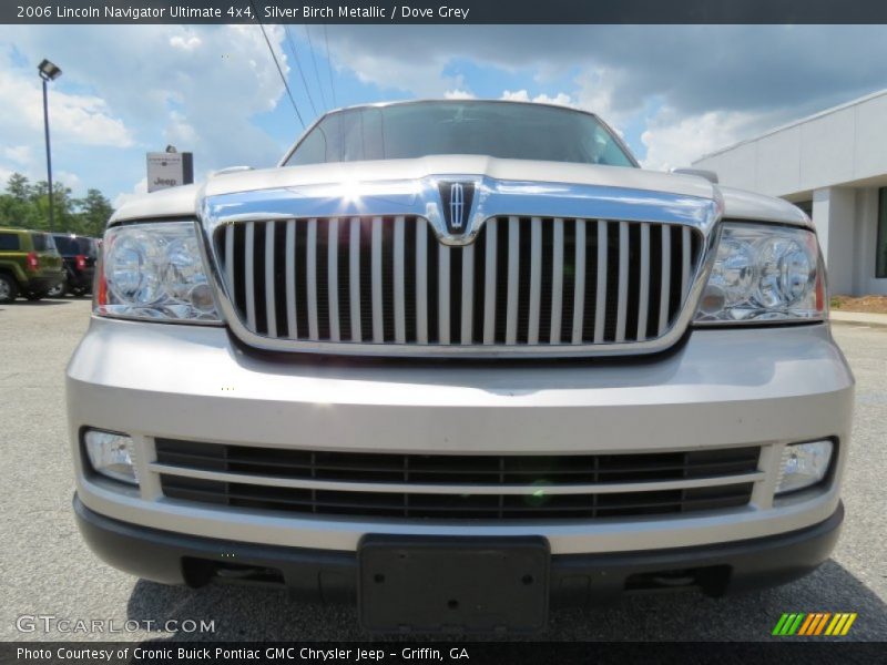 Silver Birch Metallic / Dove Grey 2006 Lincoln Navigator Ultimate 4x4