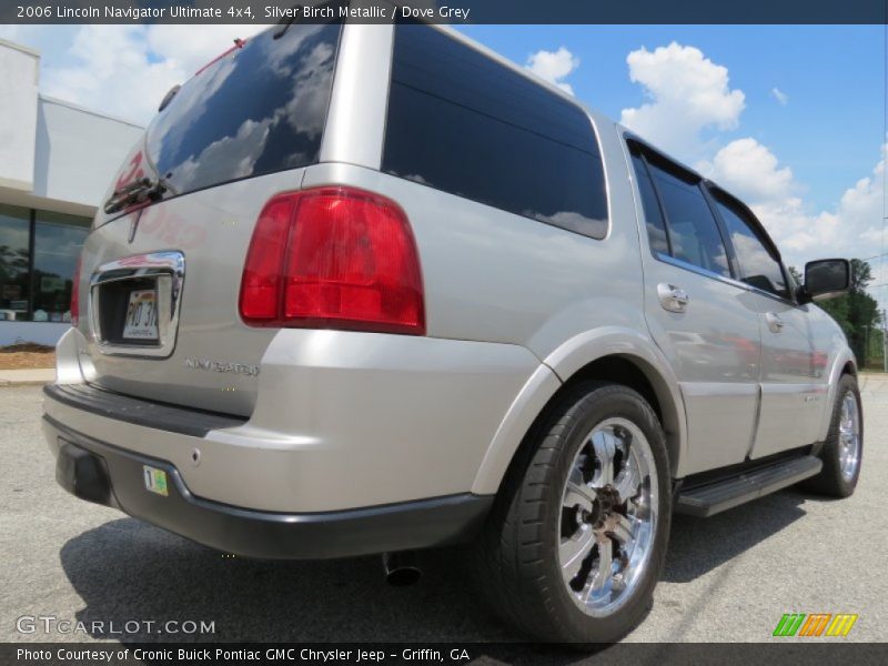 Silver Birch Metallic / Dove Grey 2006 Lincoln Navigator Ultimate 4x4