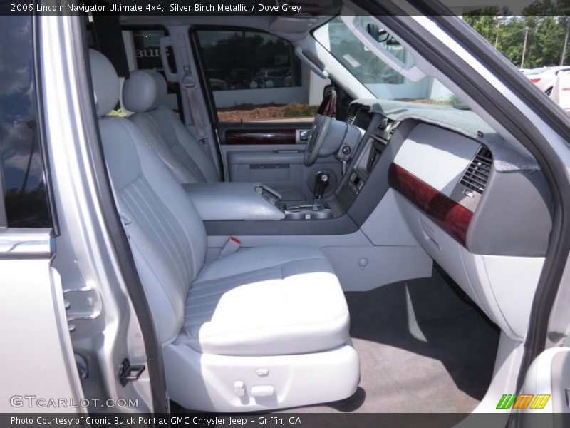 Silver Birch Metallic / Dove Grey 2006 Lincoln Navigator Ultimate 4x4