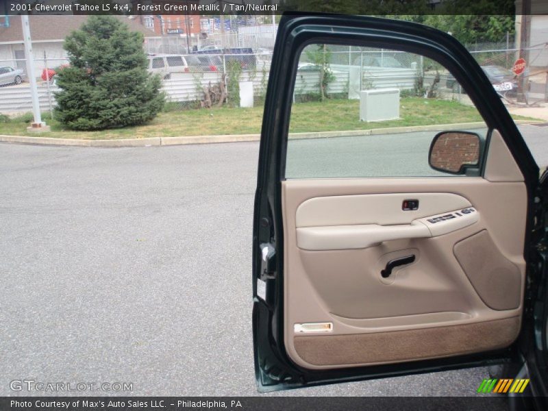 Forest Green Metallic / Tan/Neutral 2001 Chevrolet Tahoe LS 4x4