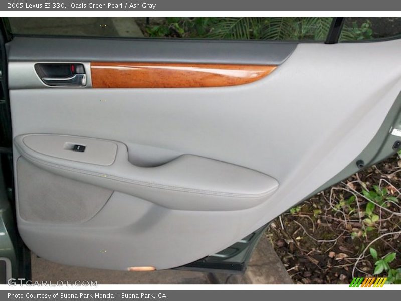 Oasis Green Pearl / Ash Gray 2005 Lexus ES 330