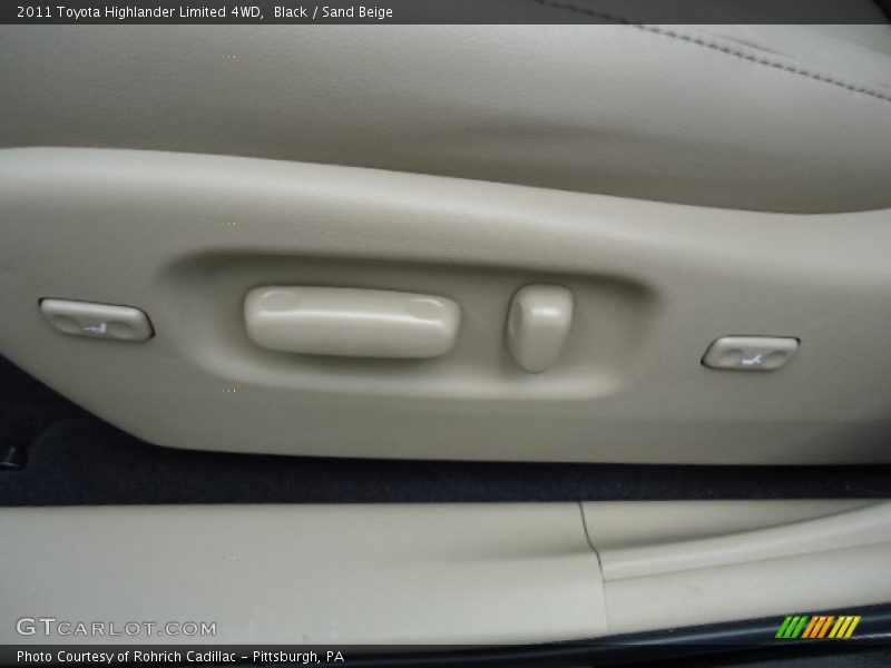 Black / Sand Beige 2011 Toyota Highlander Limited 4WD
