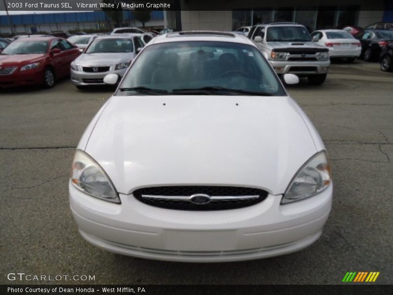 Vibrant White / Medium Graphite 2003 Ford Taurus SEL
