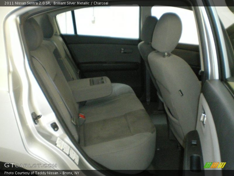 Brilliant Silver Metallic / Charcoal 2011 Nissan Sentra 2.0 SR