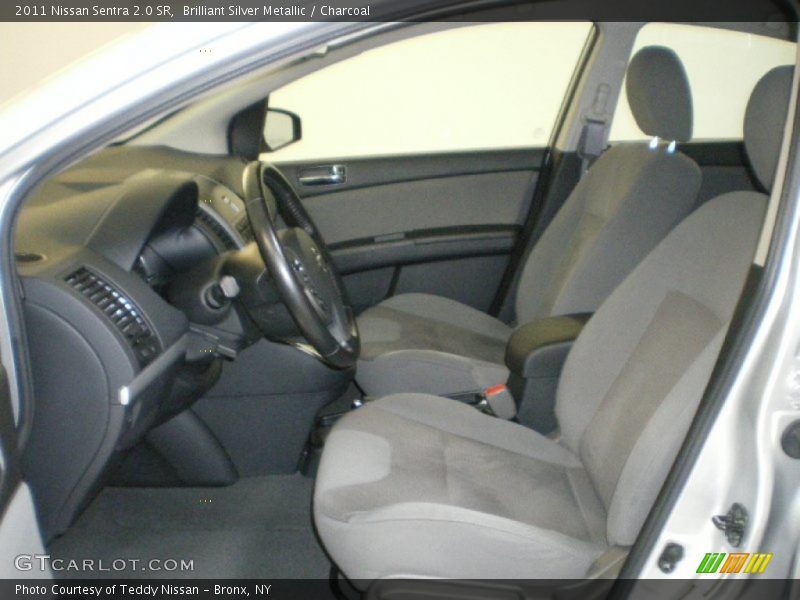 Front Seat of 2011 Sentra 2.0 SR