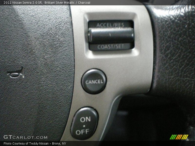 Controls of 2011 Sentra 2.0 SR