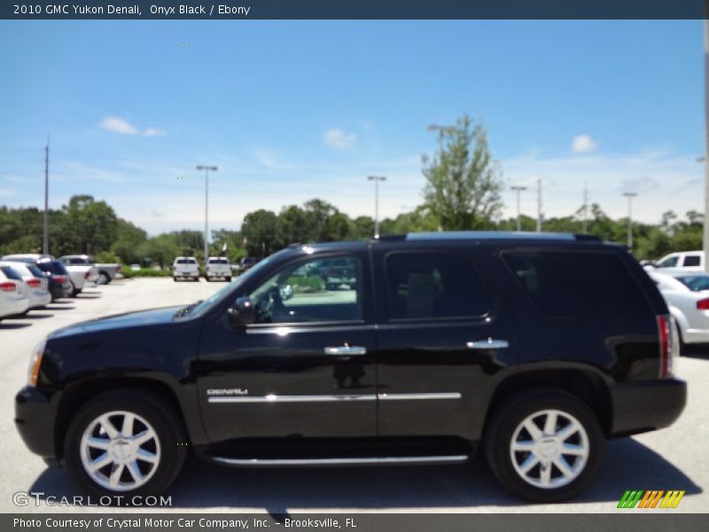 Onyx Black / Ebony 2010 GMC Yukon Denali