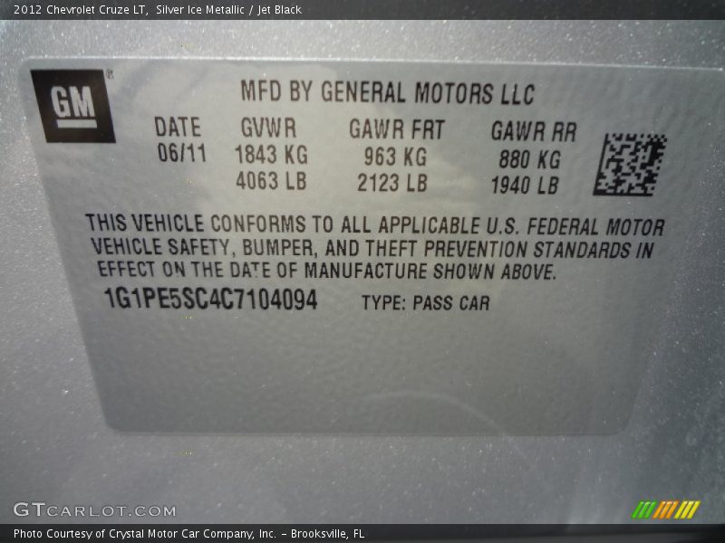 Silver Ice Metallic / Jet Black 2012 Chevrolet Cruze LT