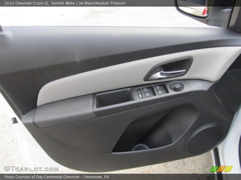 Summit White / Jet Black/Medium Titanium 2012 Chevrolet Cruze LS