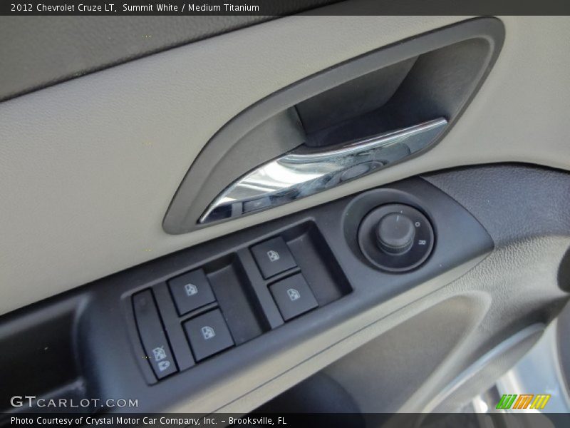 Summit White / Medium Titanium 2012 Chevrolet Cruze LT