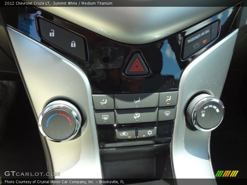 Summit White / Medium Titanium 2012 Chevrolet Cruze LT