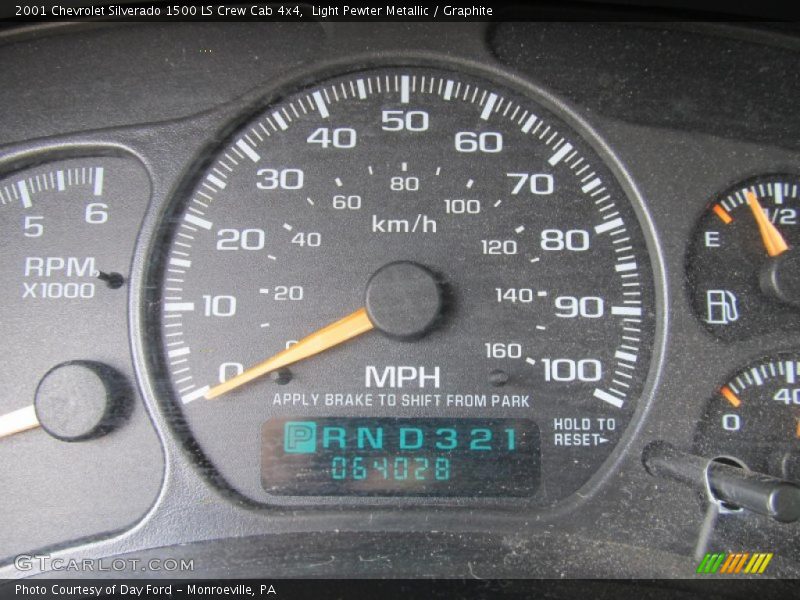 Light Pewter Metallic / Graphite 2001 Chevrolet Silverado 1500 LS Crew Cab 4x4