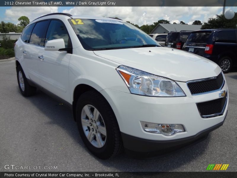 Front 3/4 View of 2012 Traverse LT AWD