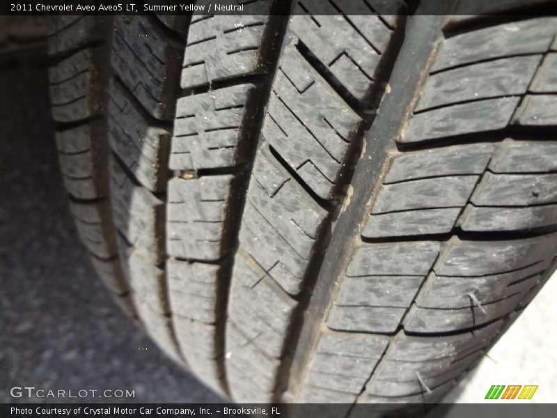 Summer Yellow / Neutral 2011 Chevrolet Aveo Aveo5 LT