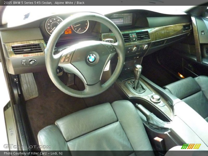 Alpine White / Black 2005 BMW 5 Series 545i Sedan