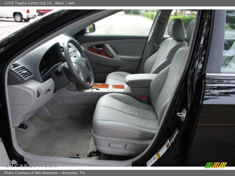 Black / Ash 2009 Toyota Camry XLE V6