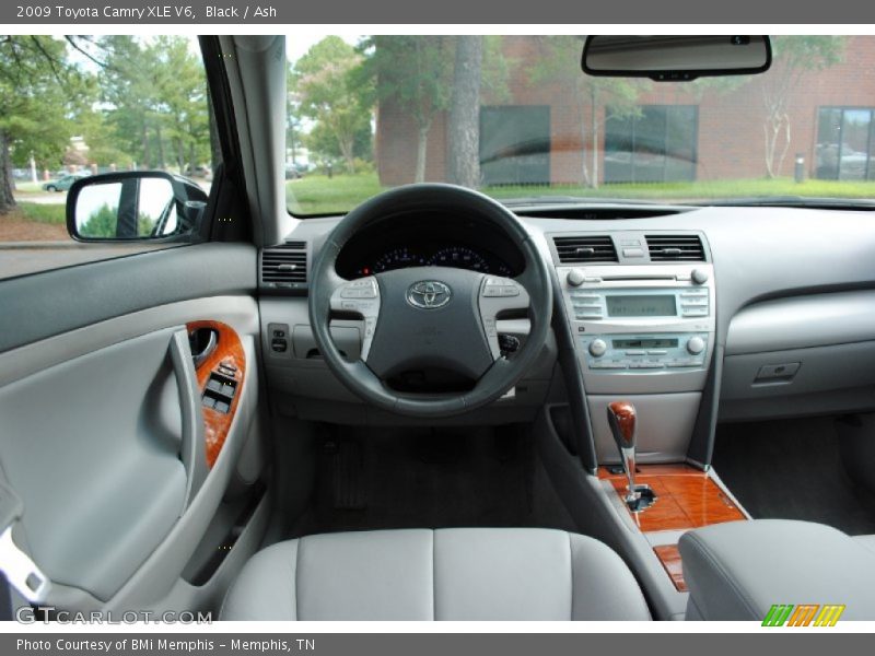 Black / Ash 2009 Toyota Camry XLE V6