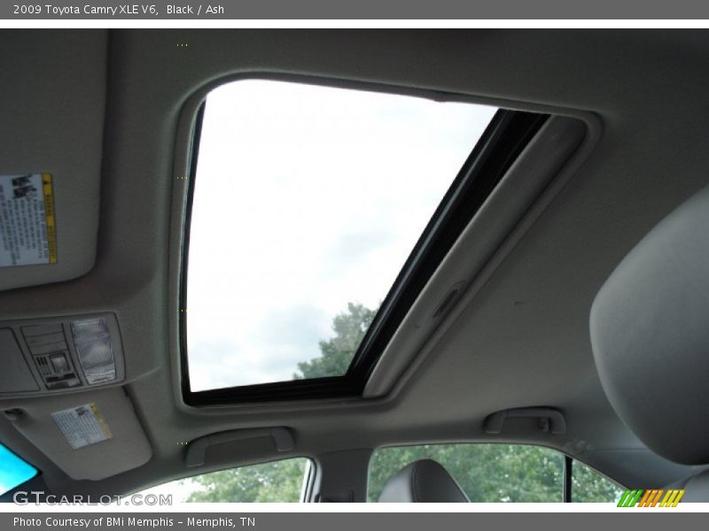 Black / Ash 2009 Toyota Camry XLE V6