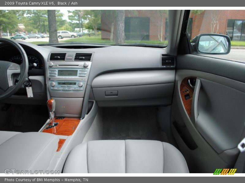 Black / Ash 2009 Toyota Camry XLE V6