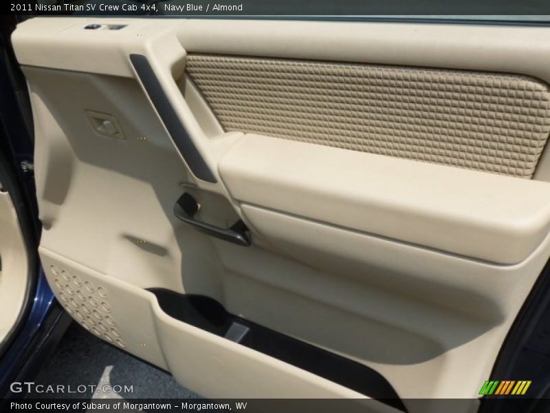 Navy Blue / Almond 2011 Nissan Titan SV Crew Cab 4x4