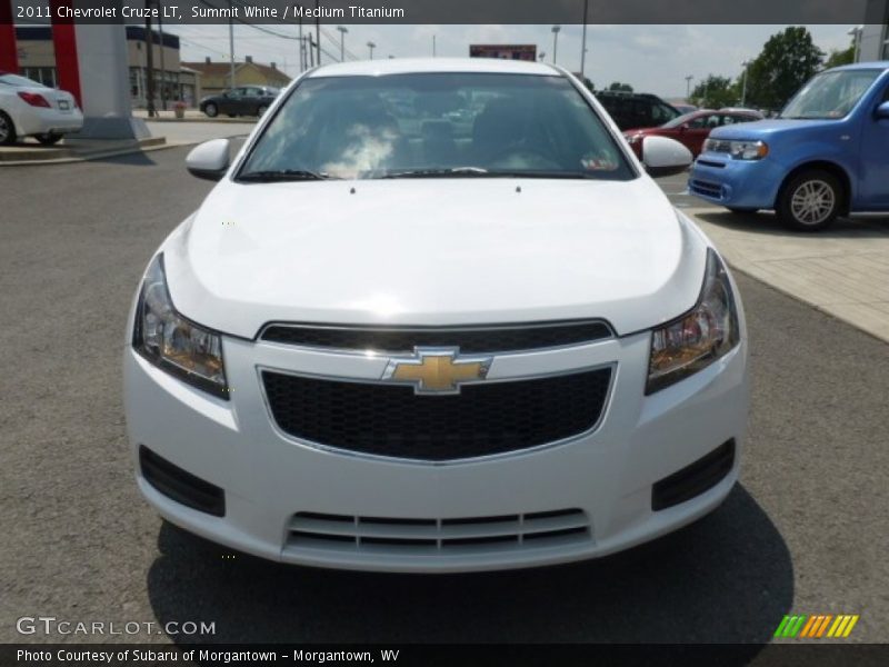 Summit White / Medium Titanium 2011 Chevrolet Cruze LT