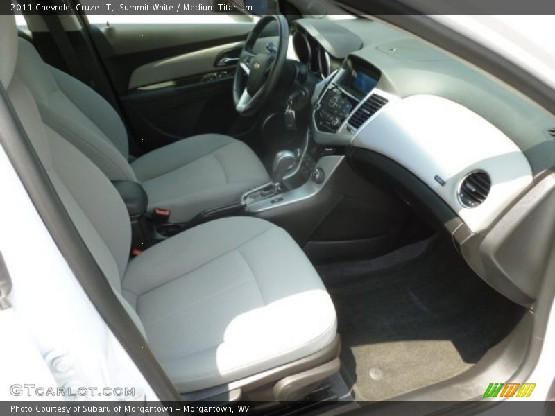 Summit White / Medium Titanium 2011 Chevrolet Cruze LT