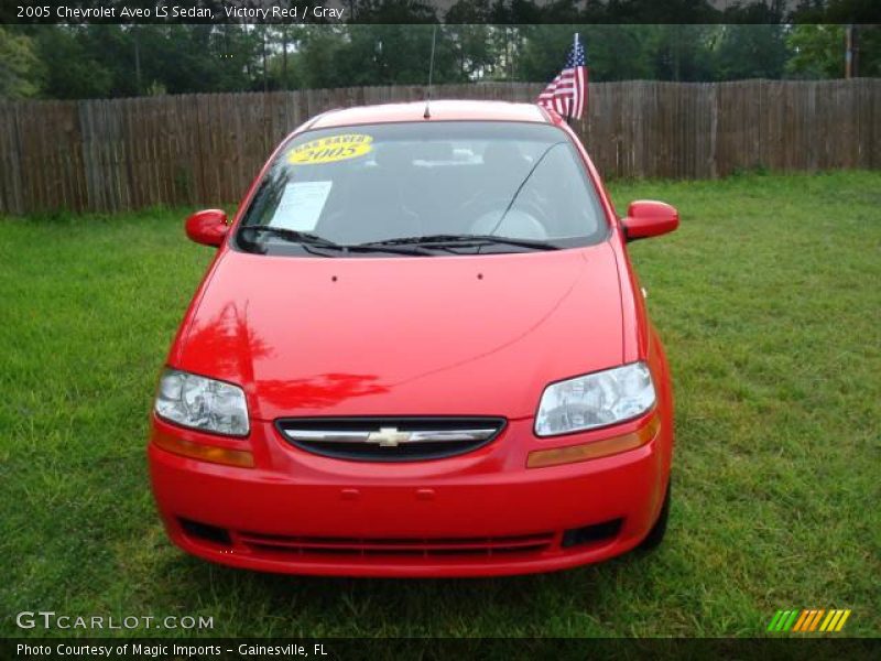 Victory Red / Gray 2005 Chevrolet Aveo LS Sedan