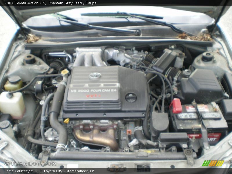 Phantom Gray Pearl / Taupe 2004 Toyota Avalon XLS