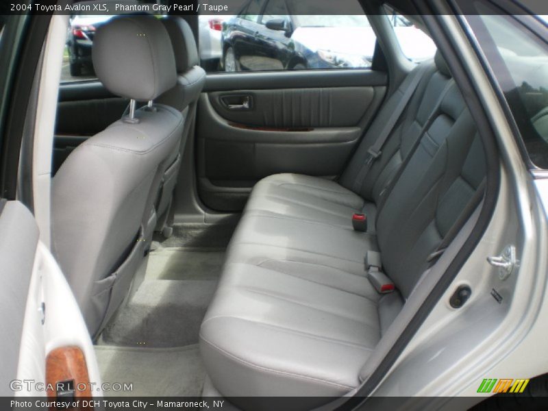 Phantom Gray Pearl / Taupe 2004 Toyota Avalon XLS