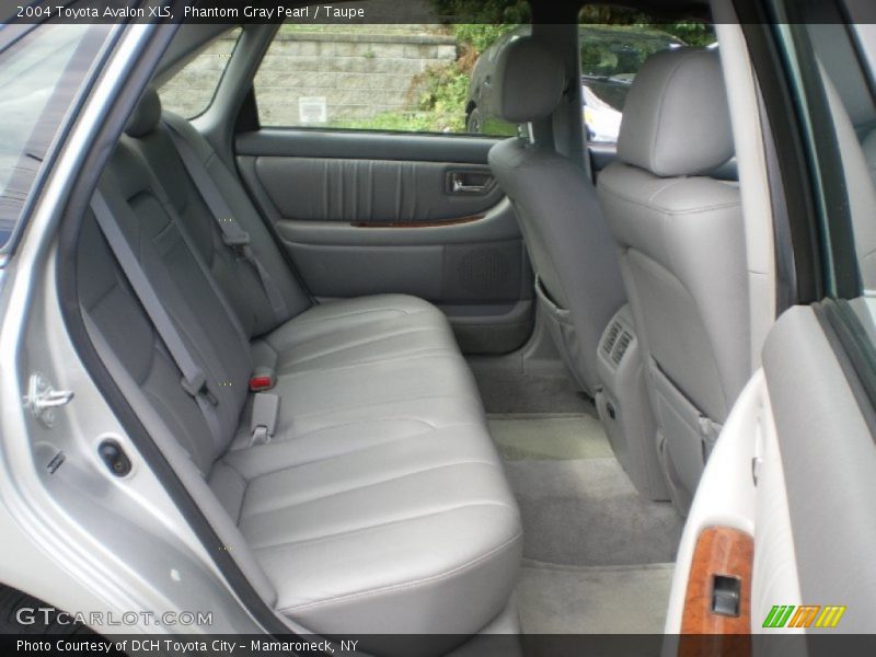 Phantom Gray Pearl / Taupe 2004 Toyota Avalon XLS