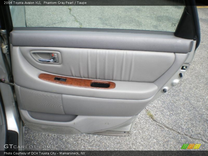Phantom Gray Pearl / Taupe 2004 Toyota Avalon XLS