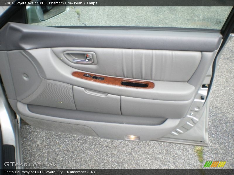 Phantom Gray Pearl / Taupe 2004 Toyota Avalon XLS
