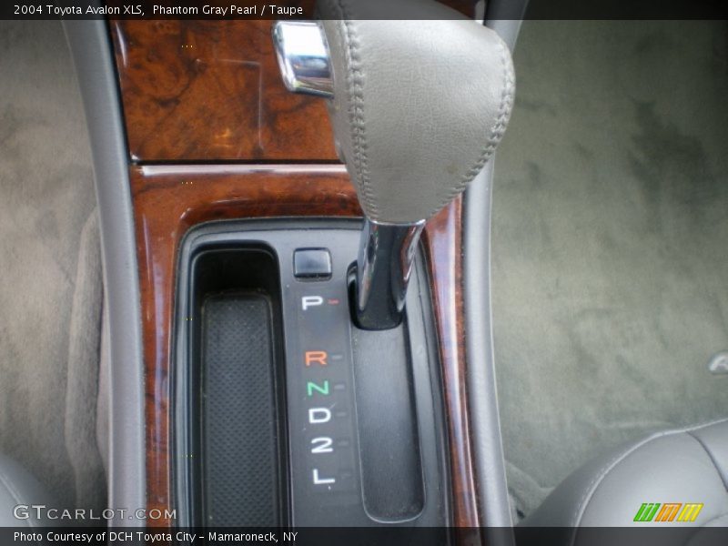 Phantom Gray Pearl / Taupe 2004 Toyota Avalon XLS