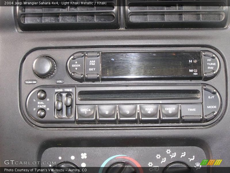 Light Khaki Metallic / Khaki 2004 Jeep Wrangler Sahara 4x4