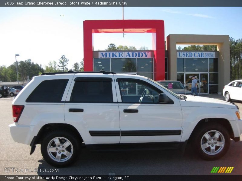 Stone White / Medium Slate Gray 2005 Jeep Grand Cherokee Laredo
