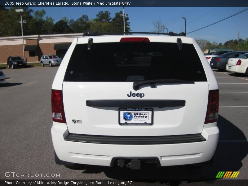 Stone White / Medium Slate Gray 2005 Jeep Grand Cherokee Laredo