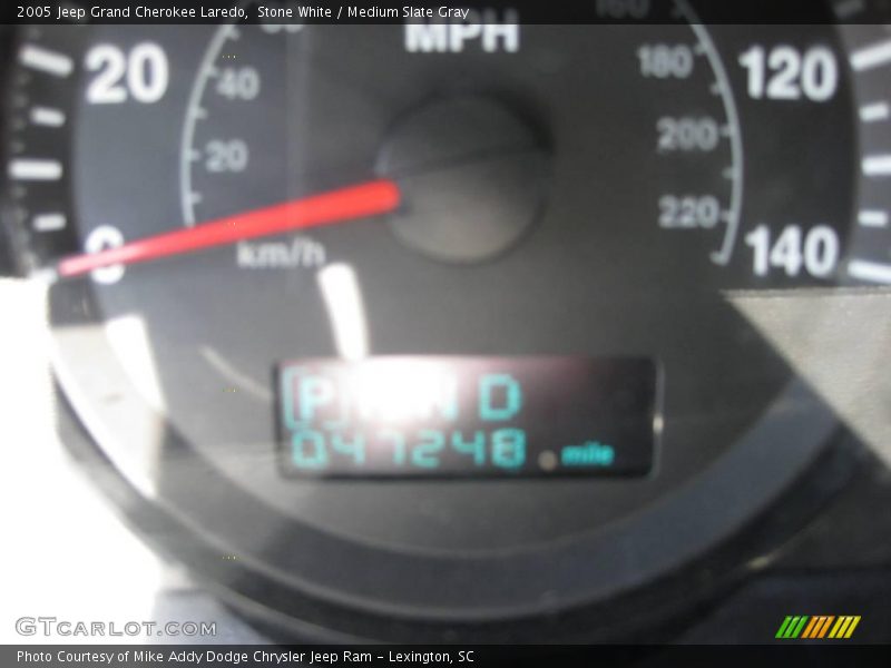 Stone White / Medium Slate Gray 2005 Jeep Grand Cherokee Laredo