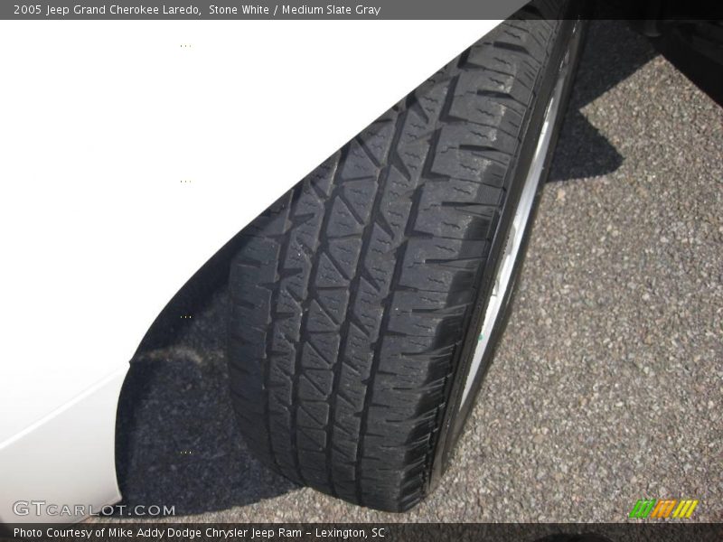 Stone White / Medium Slate Gray 2005 Jeep Grand Cherokee Laredo