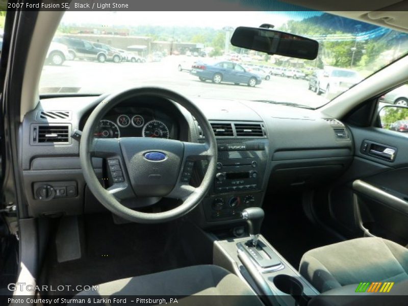 Black / Light Stone 2007 Ford Fusion SE