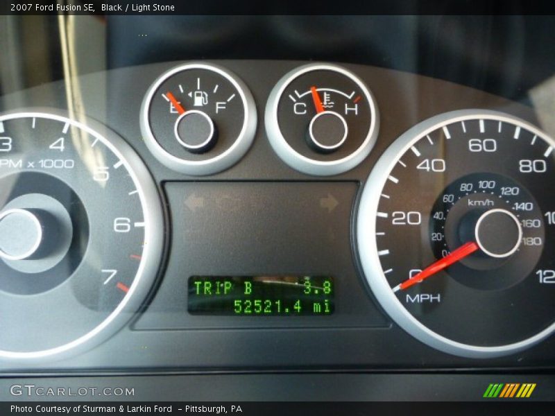 Black / Light Stone 2007 Ford Fusion SE