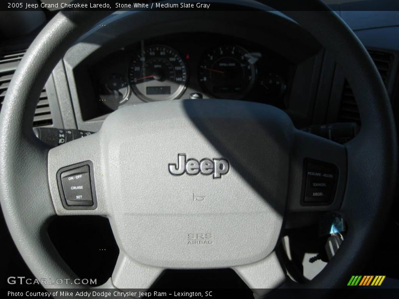 Stone White / Medium Slate Gray 2005 Jeep Grand Cherokee Laredo