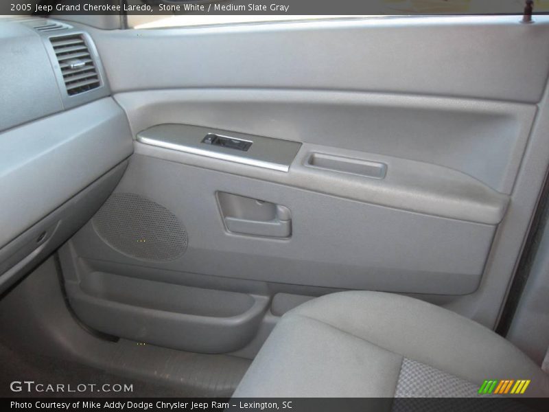 Stone White / Medium Slate Gray 2005 Jeep Grand Cherokee Laredo