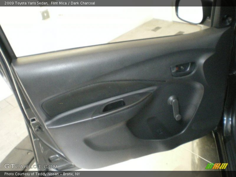 Flint Mica / Dark Charcoal 2009 Toyota Yaris Sedan