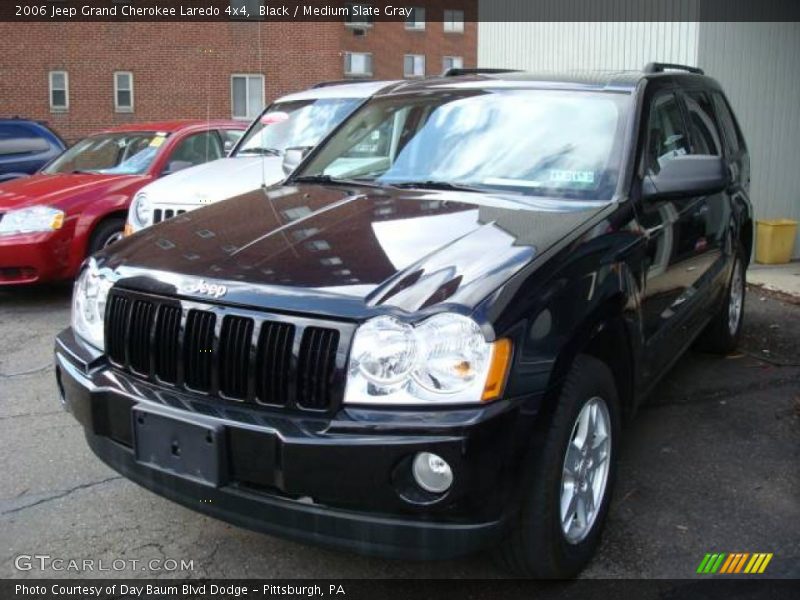 Black / Medium Slate Gray 2006 Jeep Grand Cherokee Laredo 4x4